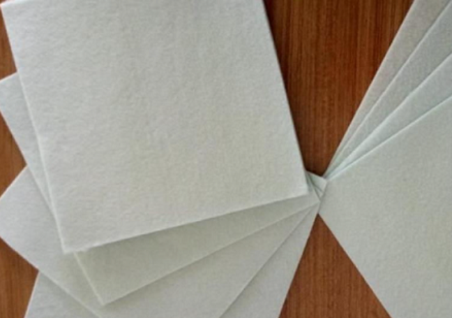 在土工布行業(yè)中一直提倡為客戶提供細(xì)致專業(yè)的服務(wù)！