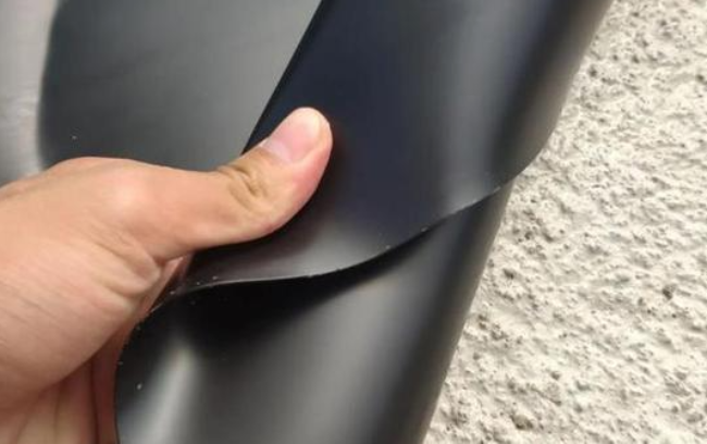 如何提高EVA土工膜的抗變形和抗沖刷能力？